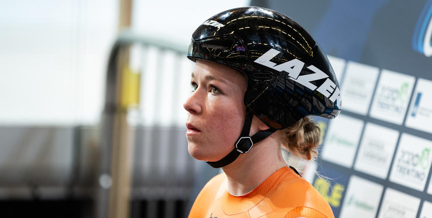 Kyra Lamberink is een Nederlandse baanwielrenster en rijdt op haar KOGA baanfiets. Haar specialiteit is de teamsprint en de 500m tijdrit. Lees meer op KOGA.com!